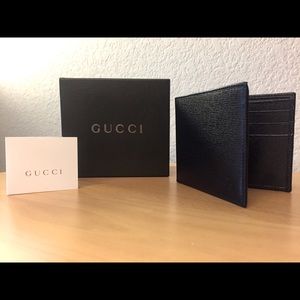 Gucci New Men Black Saffiano Leather Bifold Wallet